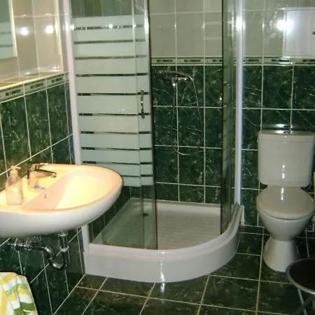 Trixy Wellness Apartment